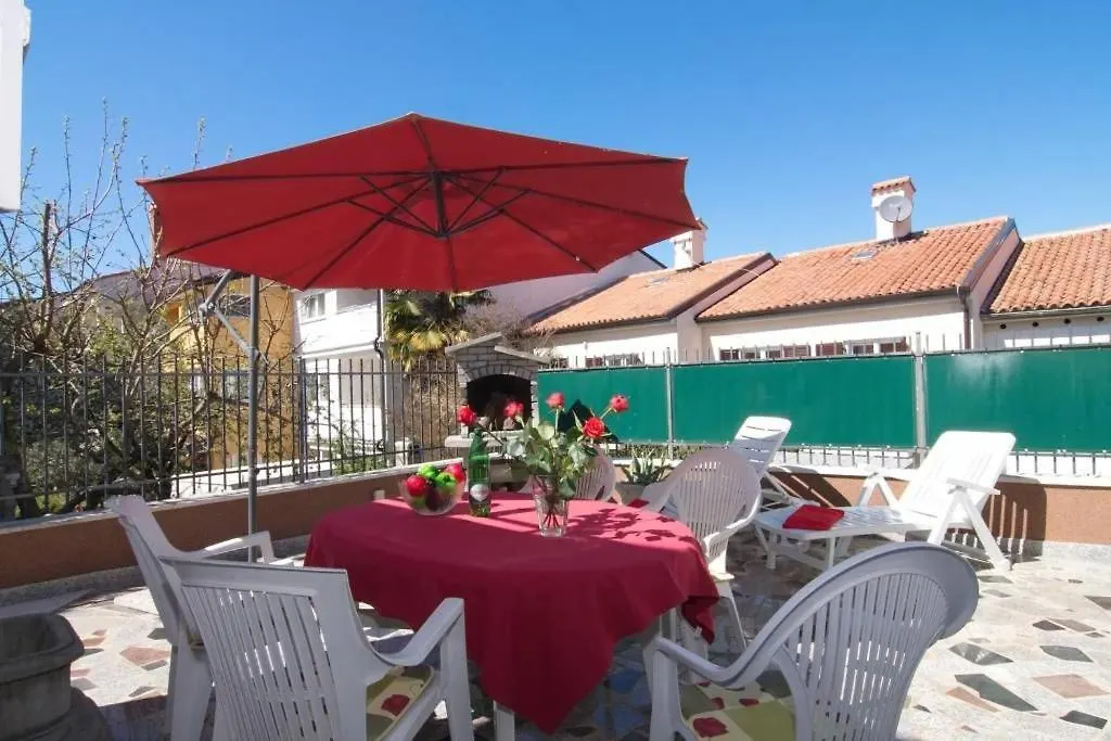 St Lucia Apartamento Poreč Croácia